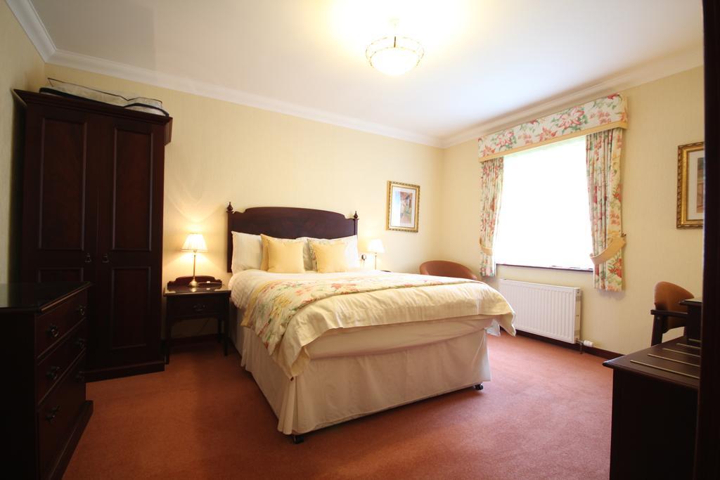 Strathburn Hotel Inverurie By Compass Hospitality Buitenkant foto