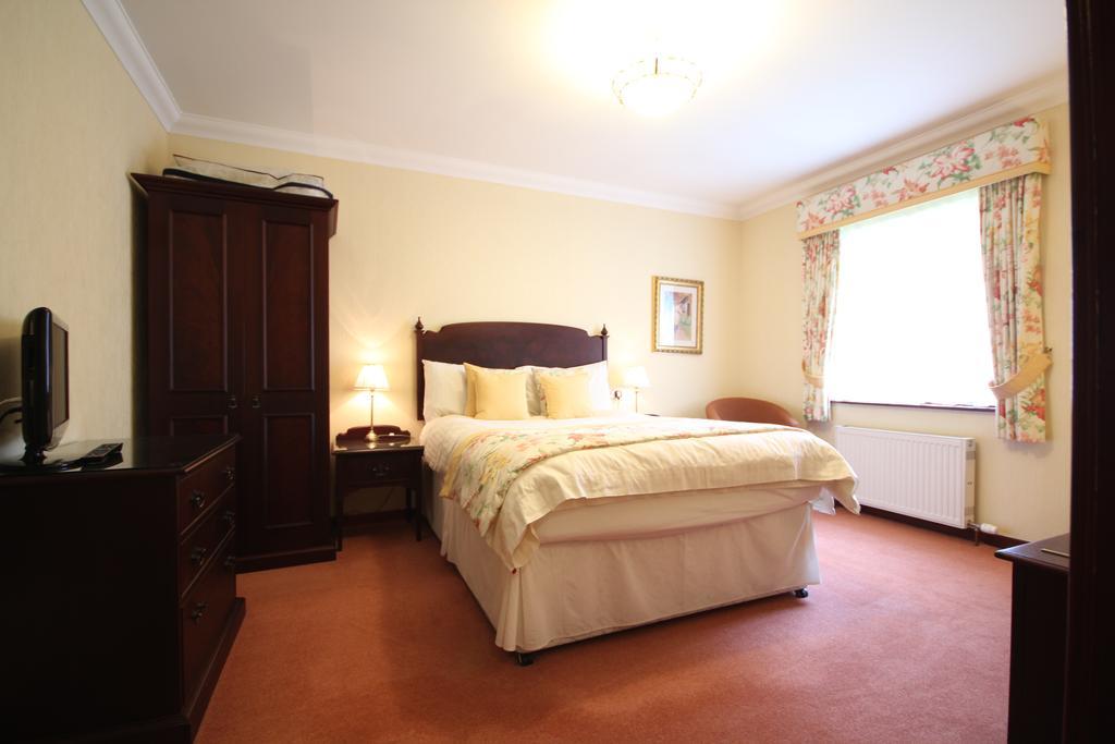Strathburn Hotel Inverurie By Compass Hospitality Buitenkant foto