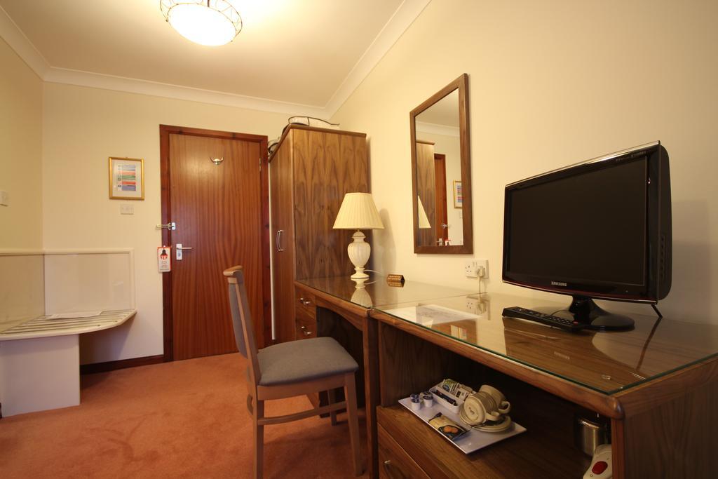 Strathburn Hotel Inverurie By Compass Hospitality Buitenkant foto