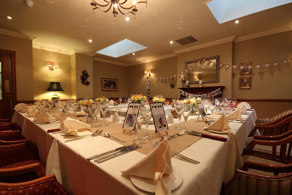 Strathburn Hotel Inverurie By Compass Hospitality Buitenkant foto