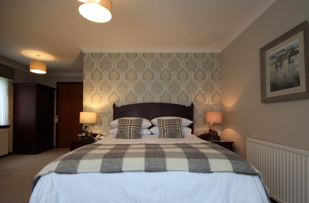 Strathburn Hotel Inverurie By Compass Hospitality Buitenkant foto