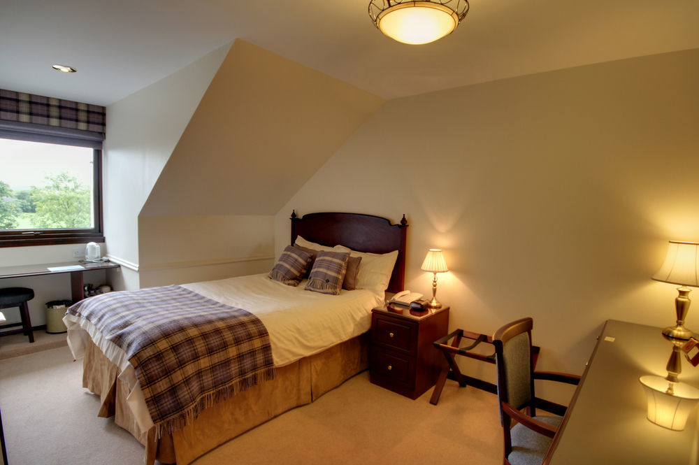 Strathburn Hotel Inverurie By Compass Hospitality Buitenkant foto